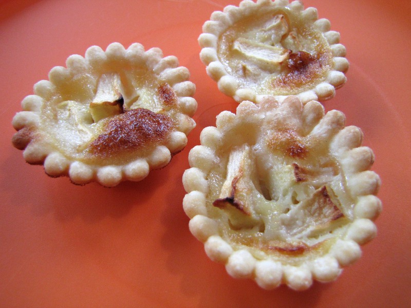 Mini tartelettes aux pommes, nappage à la bière