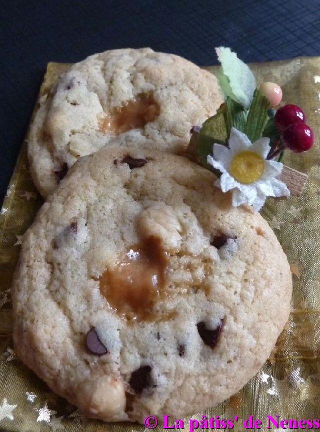 Cookies aux pépites de chocolat, noisettes et caramel