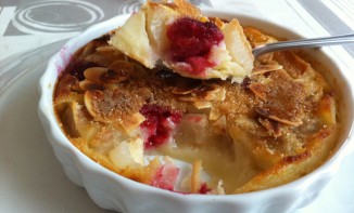 Clafoutis au poires et à la framboise