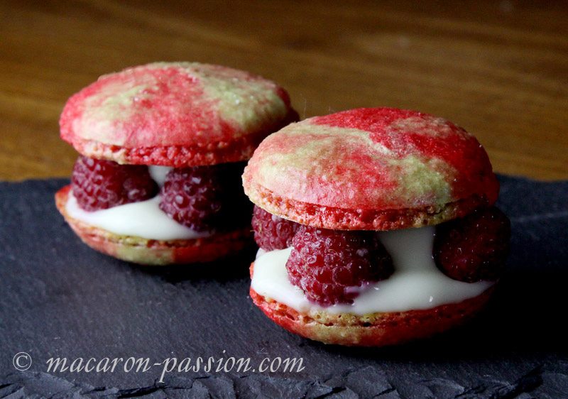 Macarons framboises pistaches