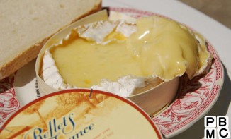 Dessert salé : le Camembert à la braise