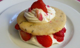 Recette Sablés fraises, framboises et lavande