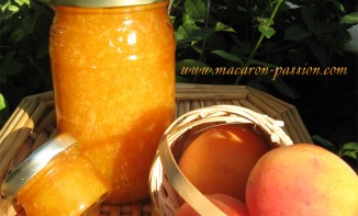 Confiture d’abricot et noix de coco