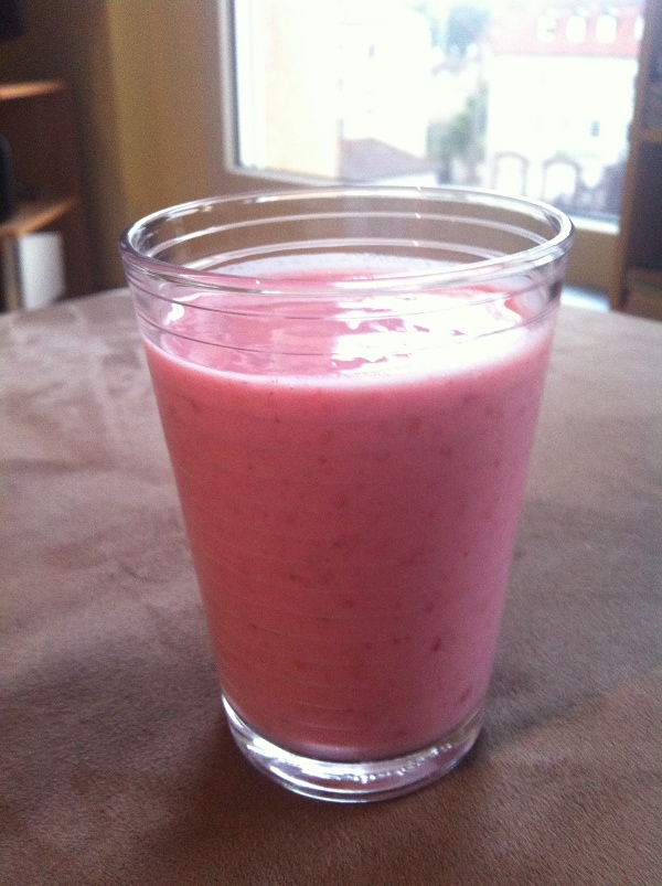Un milk-shake désaltérant pour l'été, voici le milk-shake fraise et framboise