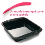 Moule à manqué carré et spatule 