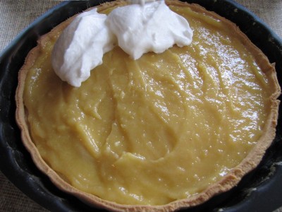 Préparation de la tarte au citron meringuée