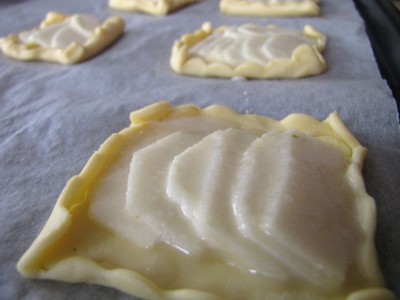 Préparation des tartelettes aux pommes