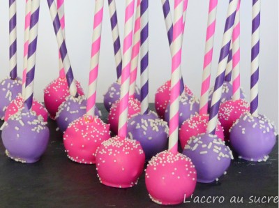 cake pops aux couleurs éclatantes