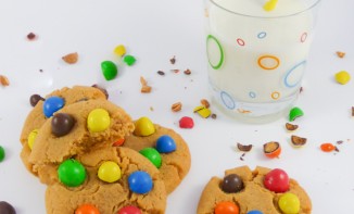 Cookies aux M&M's et au beurre de cacahuètes