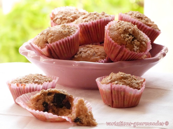 Muffins lait ribot, flocons d'avoine et cerises