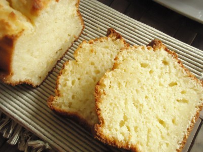 Cake au yaourt et son chocolat chaud maison