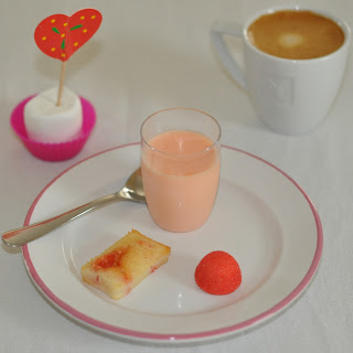 Mini financiers et mousse à la fraise Tagada