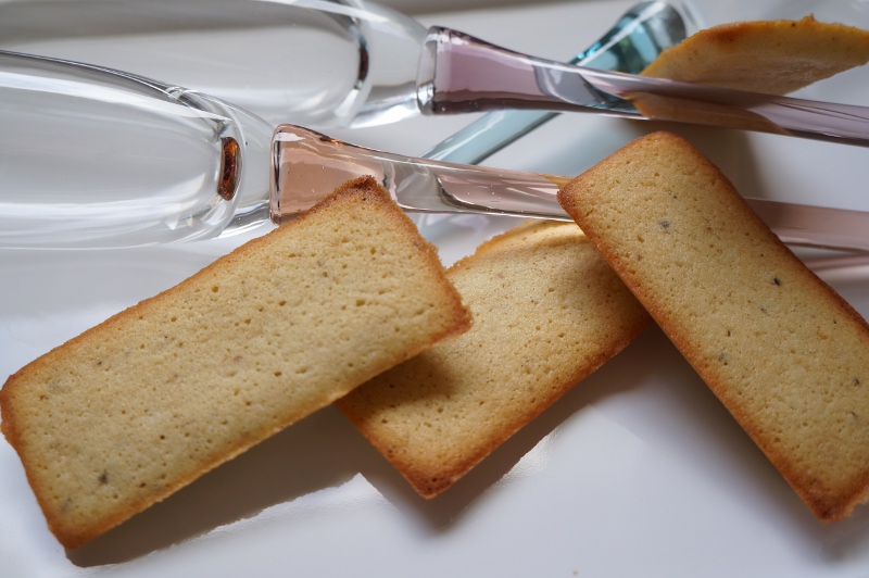 Financiers à la fève tonka