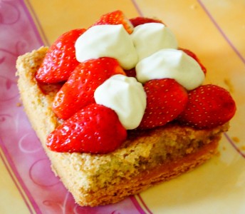 Tarte aux fraises, crème pistache