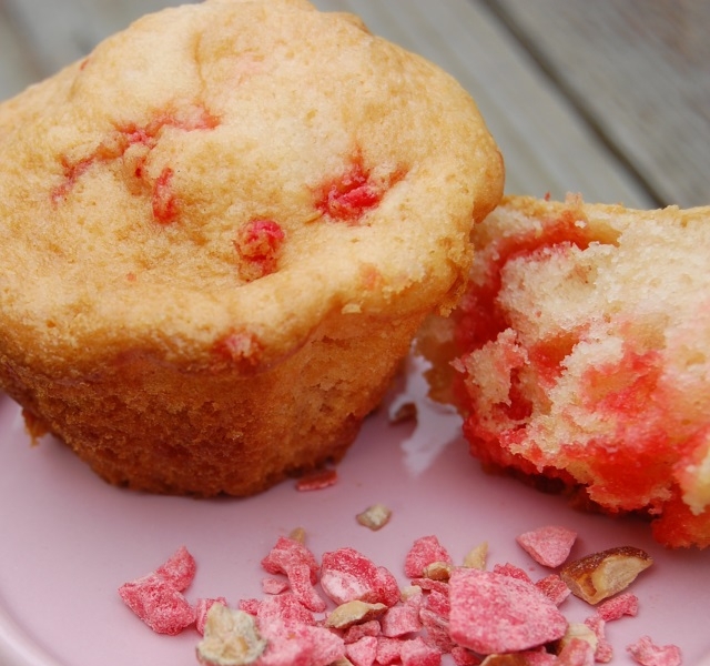 Muffins aux pralines roses