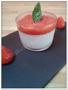 Recette panna cotta fraise rhubarbe