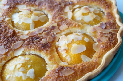 Tarte pêches et noix de coco