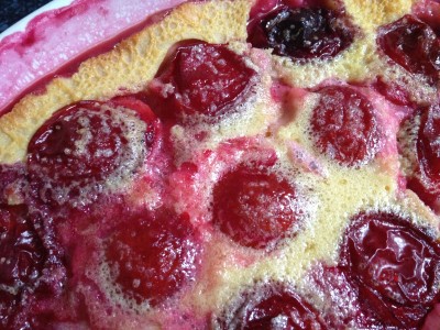 Clafoutis aux prunes rouges