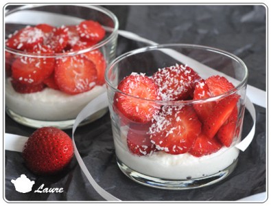 Verrines fraises noix de coco