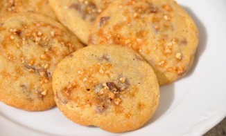 Cookies aux chunks chocolat et nougatine