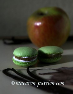 Macarons pomme caramélisée au beurre et vanille