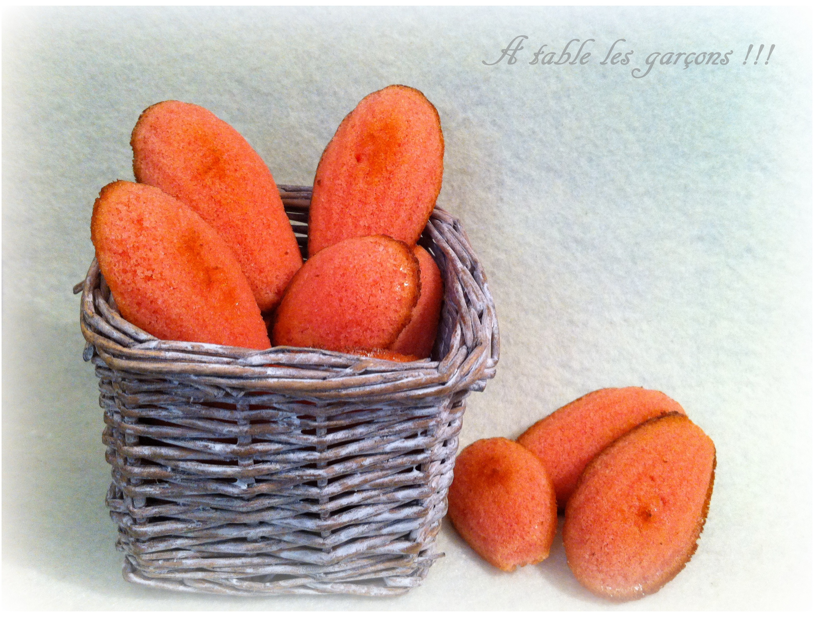 Madeleines à la grenadine