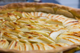 Tarte aux pommes et miel de tilleul