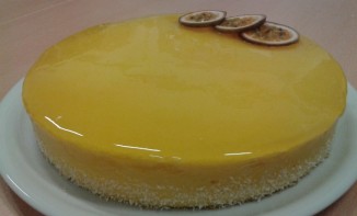 Carioca : entremet fruit de la passion et noix de coco