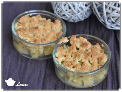 Crumble pomme et rhubarbe