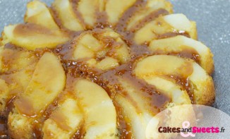 Gâteau renversé aux poires et épices