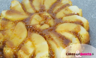 Gâteau renversé aux poires et épices