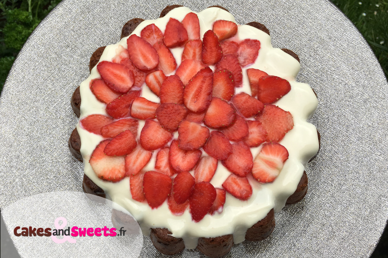 Gâteau Fraises et Chocolat Blanc